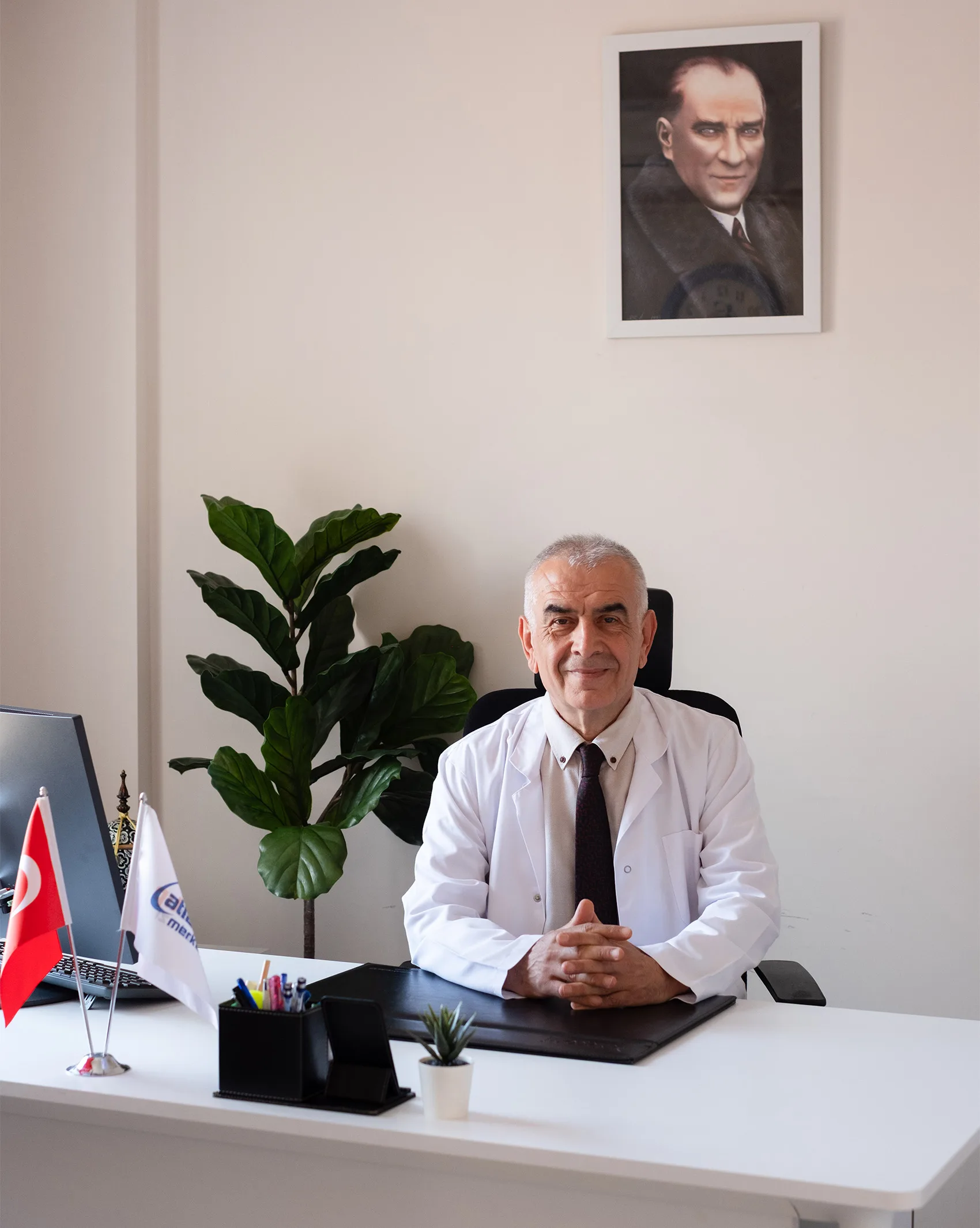 Op. Dr. Kenan Soyal — Üroloji